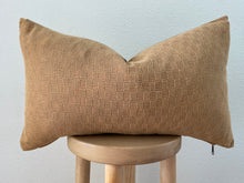 "Keira" Lumbar Pillow Cover