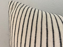 "Wren" Lumbar Pillow Cover