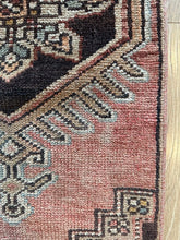 Small Vintage Turkish Rug (20)